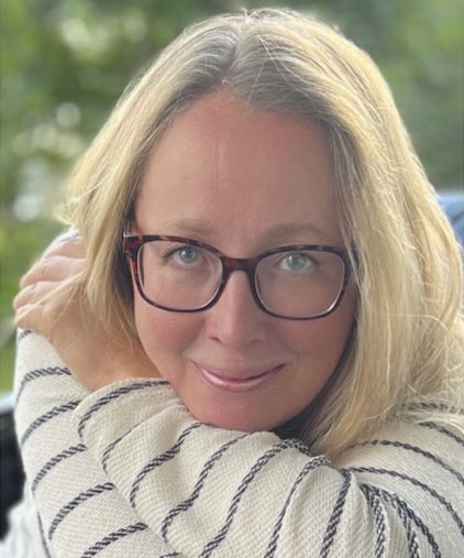 photo of Lesley Livingston