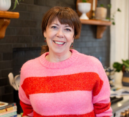 photo of Kelly Beaton